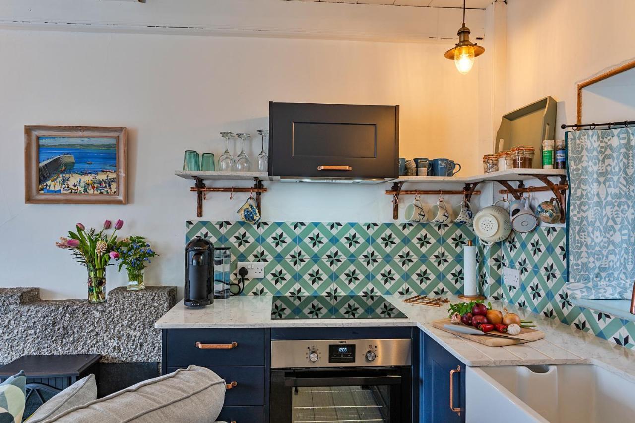 Finest Retreats - Cosy Mousehole Cottage With Sea Views Exterior foto